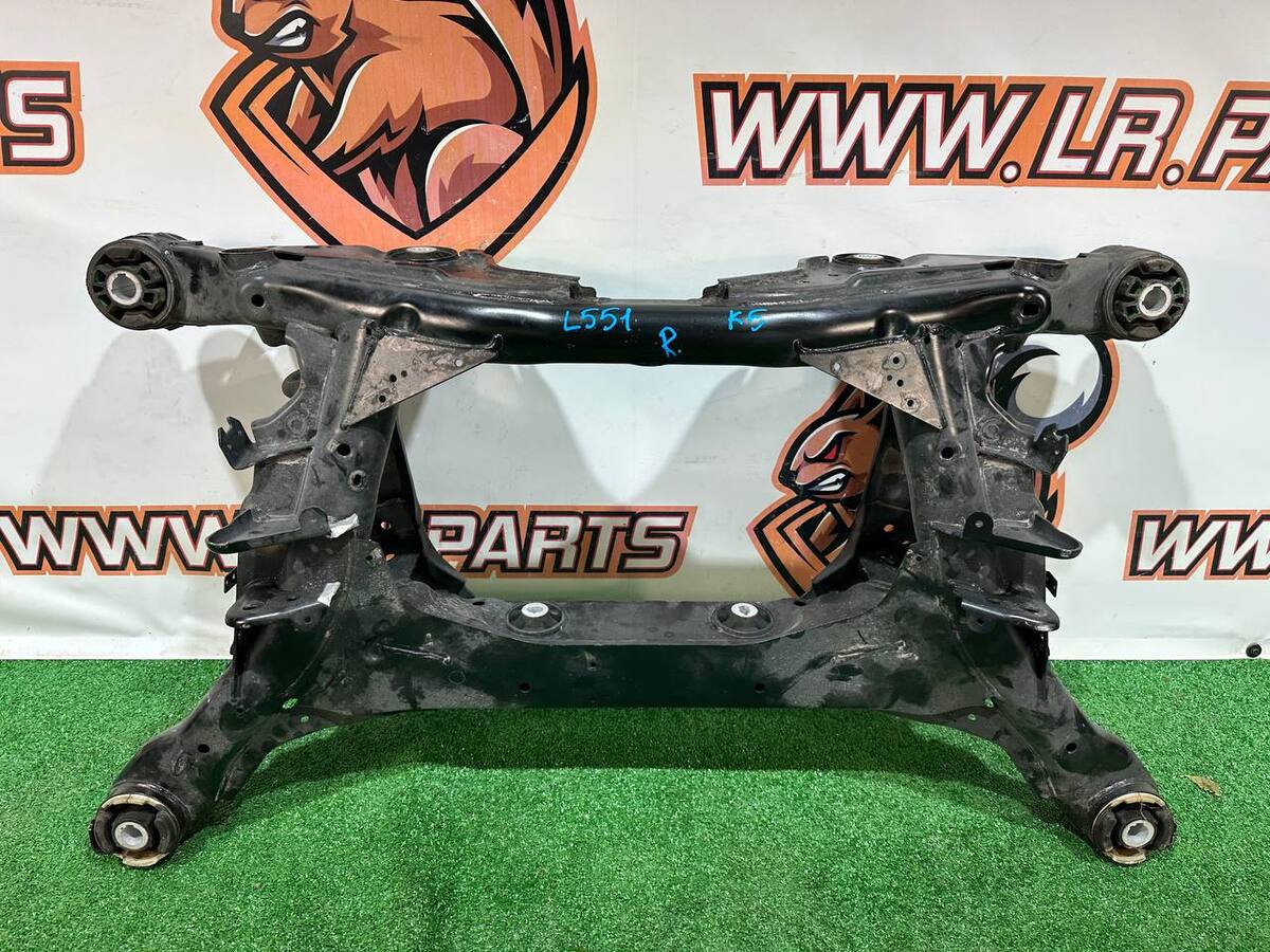 LR145211 Belka tylnego zawieszenia Range Rover Evoque New L551 (2019-) używana